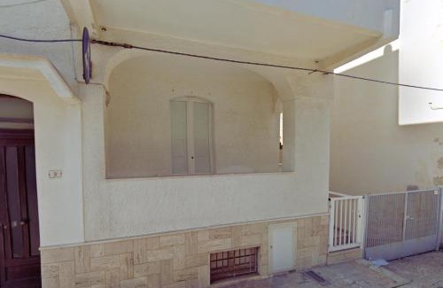 Torre Canne House | Dimora storica fronte mare con terrazzo privato