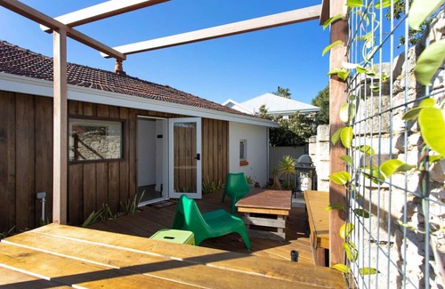 White Gum Valley Apartment | Dingo at White Gum Lodge