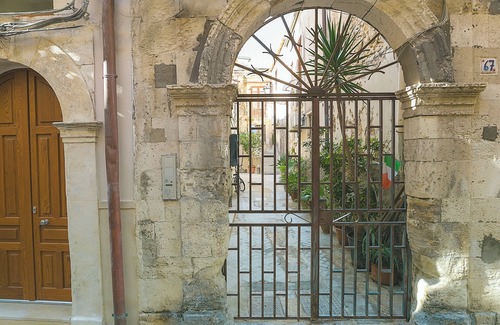 Ortigia Apartment | Dione monolocale quiet and confortable