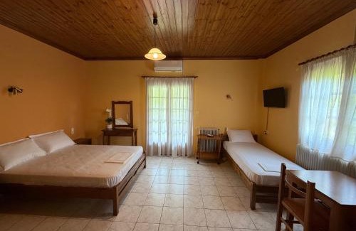 Dodoni House | Dipla Sto Potami (Next To The River)