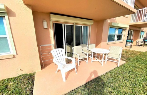 Cocoa Beach Condo | Direct Oceanfront 3-bedroom Condo in Cocoa Beach