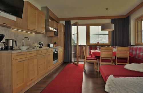 Rohrberg Apartment | ♥ Directly in the ski and hiking area of the Zillertal Arena ♥