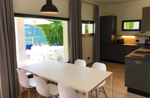 Idro House | Directly on the lake with garden