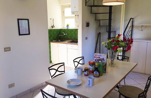 Idro Apartment | Directly on the lake with terrace for seven people