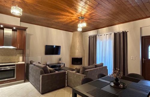 Dirfys-Messapia House | Dirfys House