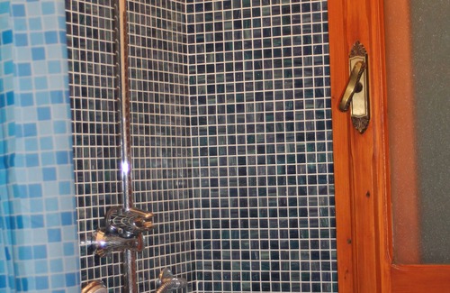 Fondi House | Disabled accessible large stone house in orange grove