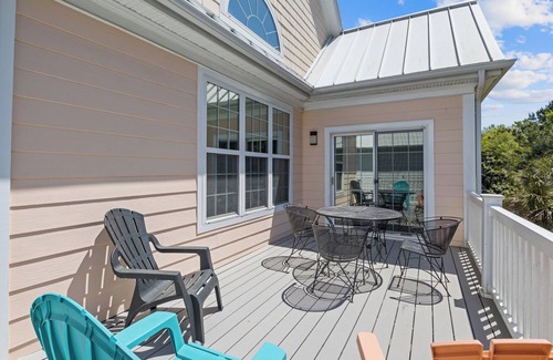 Garden City House | DISCOUNTED OPEN AUGUST DATES 3 BR 3 Bath Home in Garden City Beach, Sleeps 8