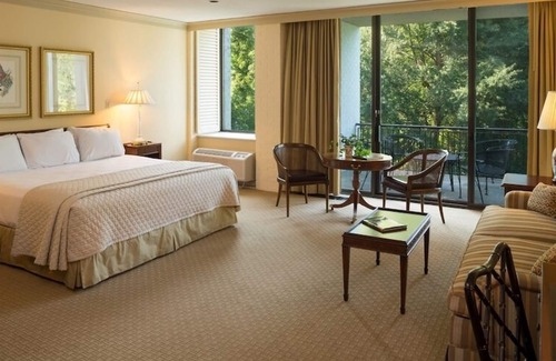 Williamsburg Hotel | Discover Colonial Williamsburg! Minutes Away from History