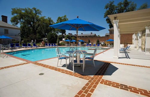 Williamsburg Hotel | Discover Colonial Williamsburg! Minutes Away from History