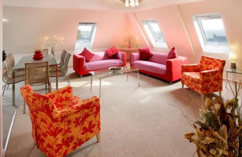 Whitby Apartment | Discovery Accommodation