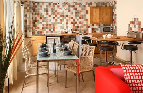 Whitby Apartment | Discovery Accommodation