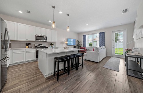 Davenport House | Disney Days/Pool Plays + FREE Perks