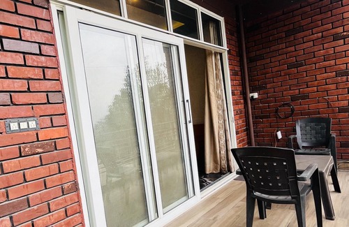 Kasauli Apartment | Diva Nest I Luxury I 1BHK I Homestay