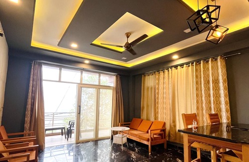 Kasauli Apartment | Diva Nest I Luxury I 1BHK I Homestay