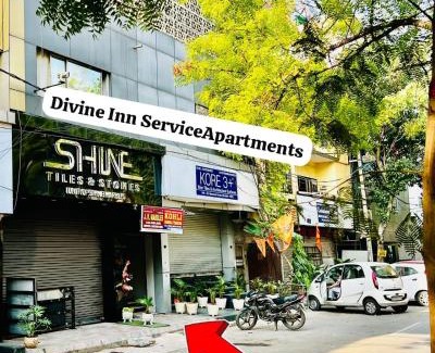 New Delhi Hotel | Divine Inn Hotel Near Rajouri Garden Main Market