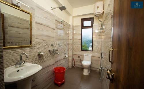 Lachung Hotel | Divine's The Elite Zong