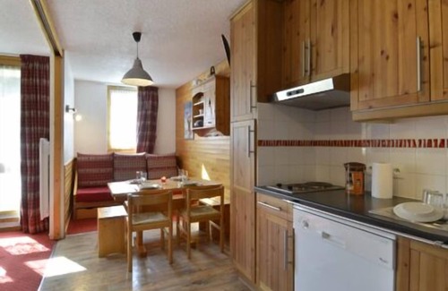 Macot-la-Plagne Apartment | DIVISIBLE APARTMENT - PLAGNE BELLECOTE - AT THE FOOT OF THE SLOPES - SOUTH-WEST EXPOSURE