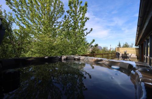 Talknafjordur House | Dixon Cabin nr. 7/Dixon sumarhús nr. 7 @Kirkjubraut