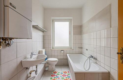 Gohlis Apartment | DKN - Ihr Zuhause auf Zeit in Leipzig - Vollmöbliert - Waschmaschine - Wlan - Nähe Leipziger Zoo