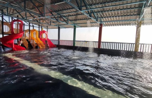 Alor Gajah Hotel | DNELAYAN BEACH RESORT