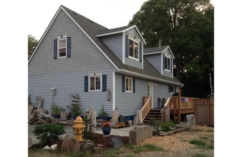 Hammond Bed & Breakfast | DOCK 420- B&B Hammond OR Mooring Number 2