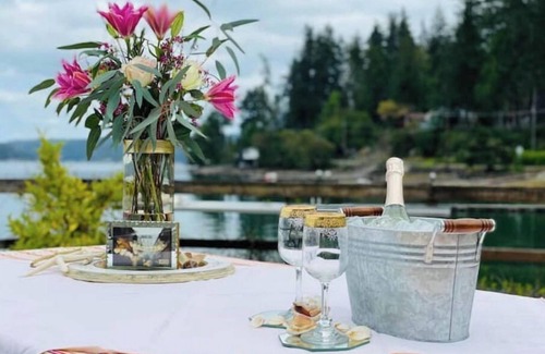 Union Apartment | Dockside ~ Private Waterfront Paradise