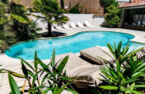 Condorcet Bed & Breakfast | DODO etc