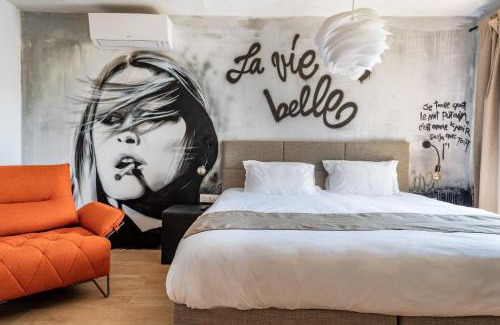 Condorcet Bed & Breakfast | DODO etc