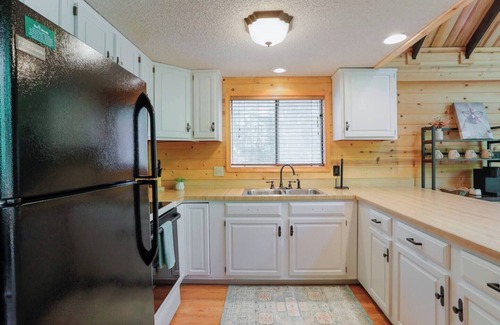 The Woods Apartment | Dog-Friendly A-Frame w/Trails, Firepit, Sports Center