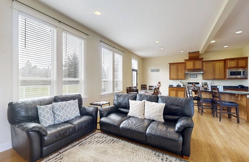 Seaside House | Dog-friendly and golf course-adjacent home with gas fireplace and deck