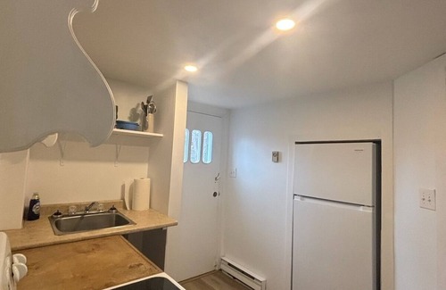 Kings County Apartment | Dog friendly apartment with full kitchen on the Bay of Fundy, Nova Scotia.