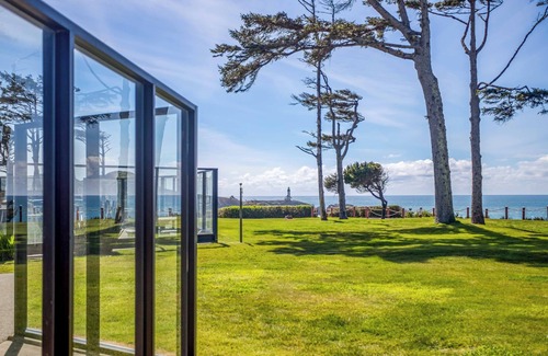 Agate Beach RV Rental | Dog Friendly, Available with 50AMP, 30AMP, Water and Sewer hook up's, WiFi