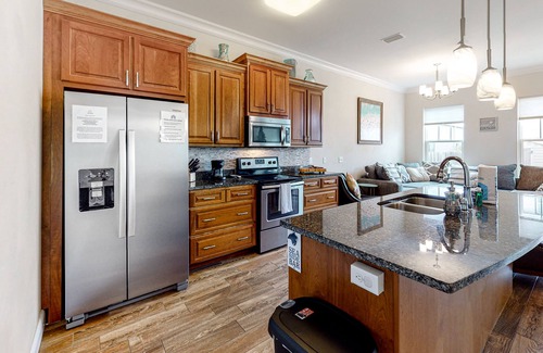 Crescent Beach House | Dog-friendly beach house with balcony, fenced yard, & AC - walk to beach