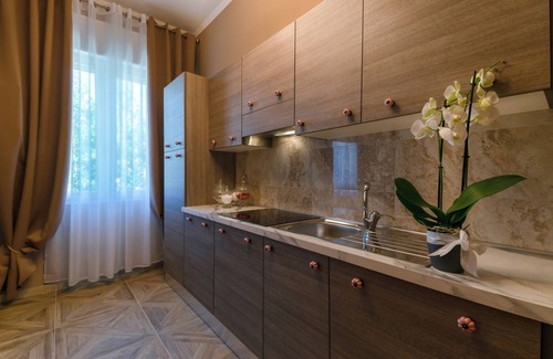 San Lazzaro di Savena Apartment | Dolce Casa B&B elegant and cozy adults only 5 minutes from the highway