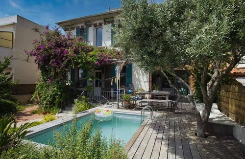16th Arrondissement House | Dolce Vita: Renovated house with swimming pool and sea view in Marseille