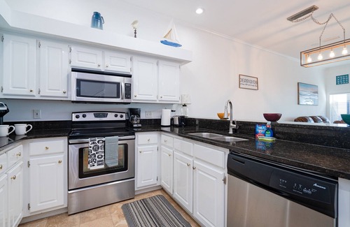 Panama City Beach House | Dolphin Waves Townhouse Unit 24 - PCB - 50 Yards to the beach! Pet Friendly