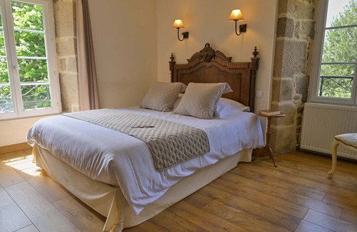 Camps-Saint-Mathurin-Leobazel House | Domaine du Vidal