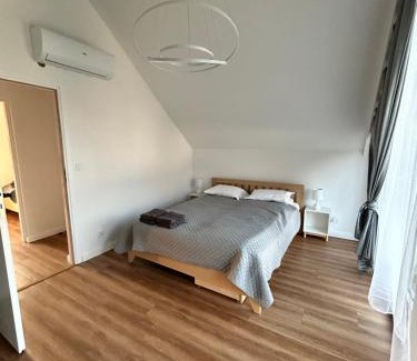 Jantar House | Dom na łące Jantar