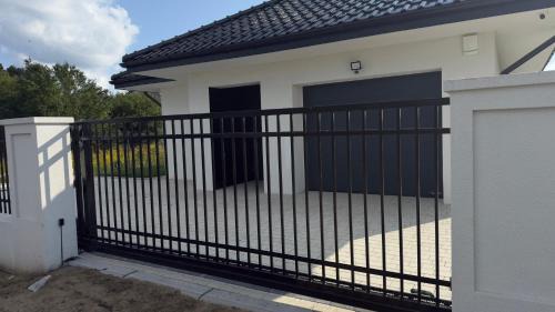 gmina Parzeczew House | Dom na wyłączność