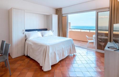 Meia Praia Apartment | Dom Pedro Lagos
