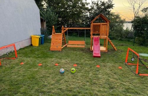 Gardna Wielka House | Dom z jacuzzi, house with a hot tub