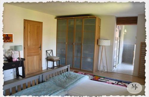 Brinon-sur-Sauldre Bed & Breakfast | Domaine d'exception 12 chambres