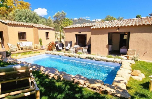 San-Gavino-di-Carbini House | Domaine de Gialla Bergerie Figa, 4 pers, piscine chauffée, 10 mn plage