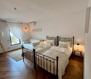 Prundeni House | Domeniul Drăgași