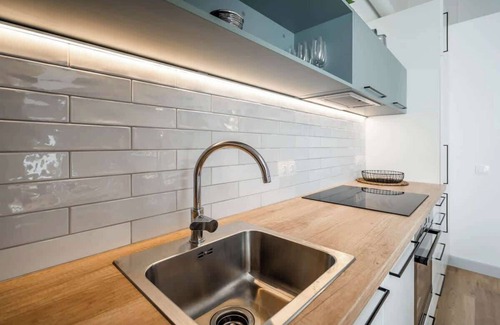 Old Town Apartment | Domillion 2bdr New Oriental apt free parking N2a12