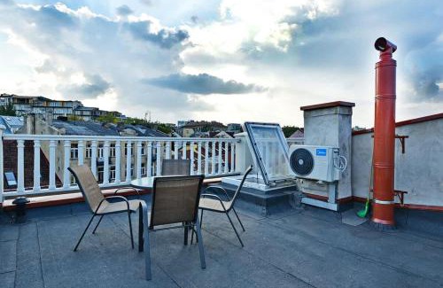 Old Town Apartment | Domillion Penthouse Duplex w Terrace 18 ppl P36T