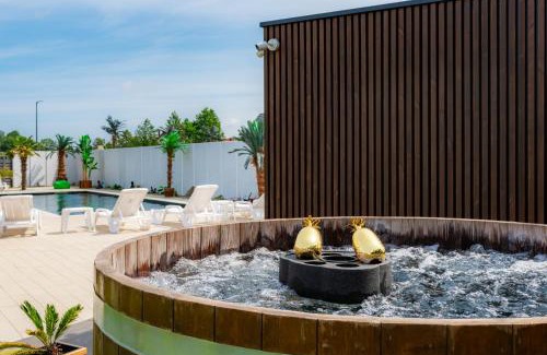 Nowecin House | Domki Piaskowa11 Palm Resort & Wellness