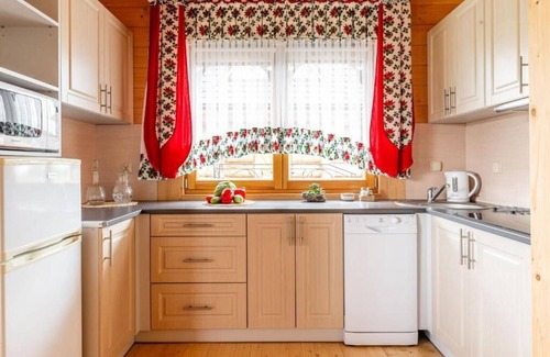 Szaflary Ski Chalet | DOMKI TATRY z jacuzzi i sauną w cenie