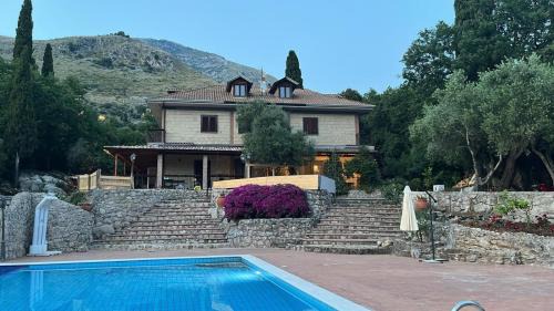 Pagnano House | Domus Arco Romano Guest House