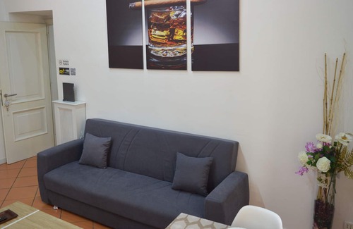 Civitavecchia Apartment | Domus Cavour - Historic Center of Civitavecchia